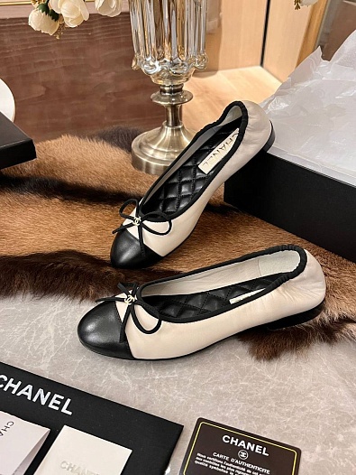 Женские балетки Chanel Flats - White / Black   