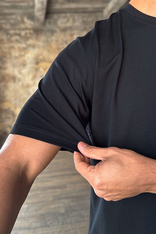 Мужская чёрная футболка Hugo Boss x Russell Athletic