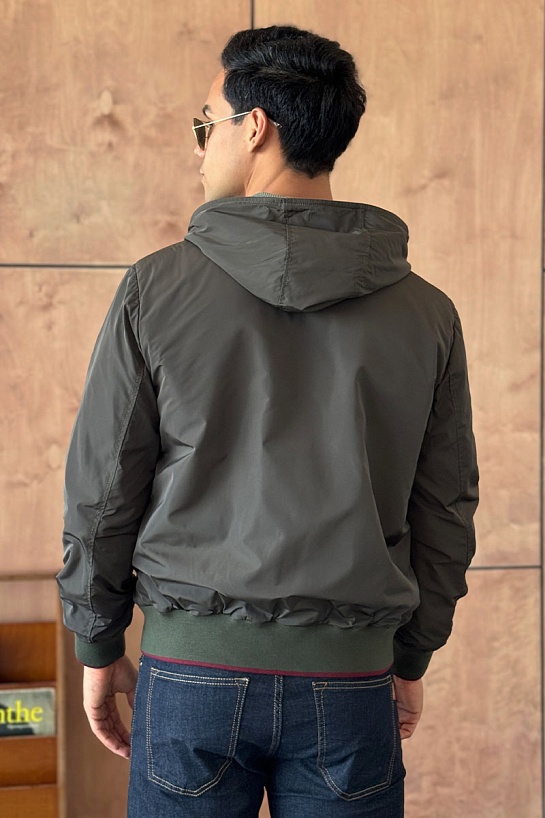 Мужская ветровка Loro Piana зелёного цвета