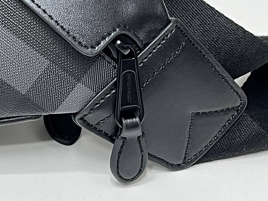 Сумка на пояс Burberry Sonny Check 28x14 см