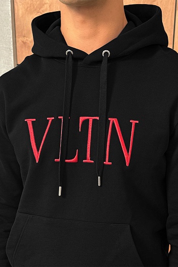 Мужское чёрное худи Valentino logo-embroidered   
