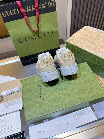 Женские кроссовки Gucci Chunky B Premium - Beige / Grey   