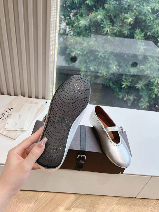 Женские кожаные балетки Alaia Strass Suede premium