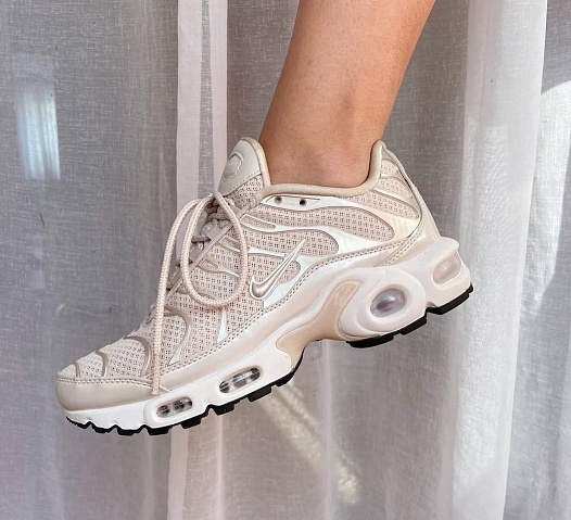 Кроссовки Nike Air Max Plus - Beige / White   