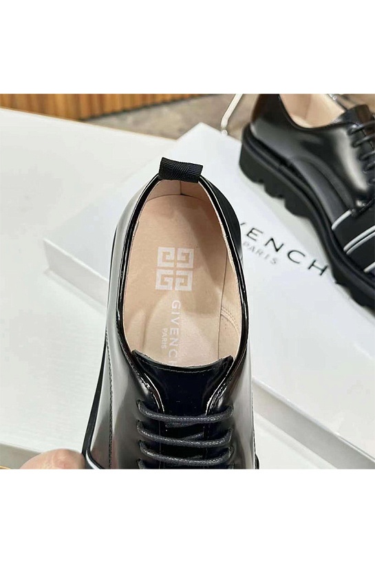 Кожаные ботинки Givenchy чёрного цвета