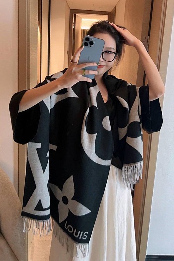 Кашемировый шарф Louis Vuitton чёрного цвета 175x58 см   