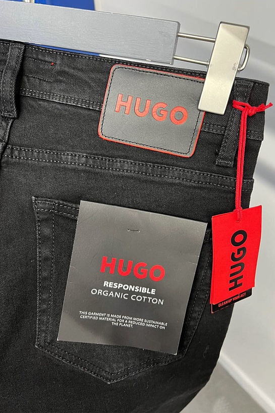 Мужские чёрные джинсы Hugo Boss