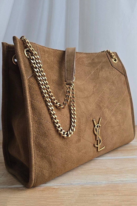 Замшевая сумка Yves Saint Laurent 32x25 см