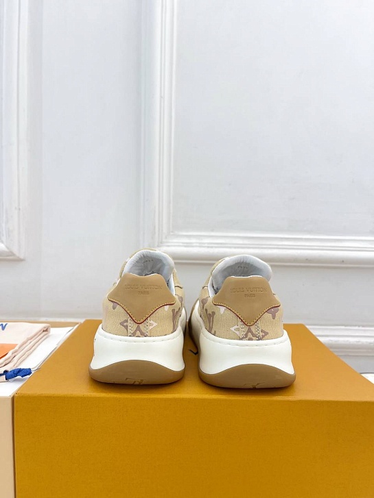 Женские кроссовки Louis Vuitton Tilted premium