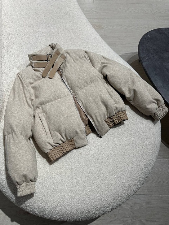 Женская кашемировая куртка Loro Piana бежевого цвета