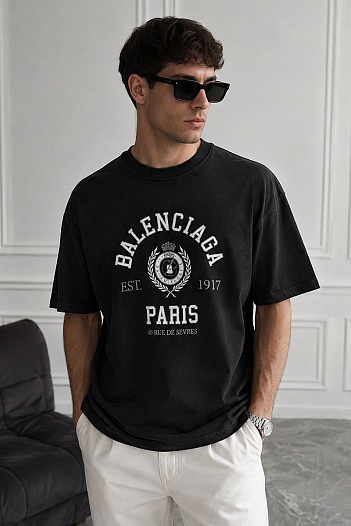 Чёрная оверсайз футболка Balenciaga College est.1917   