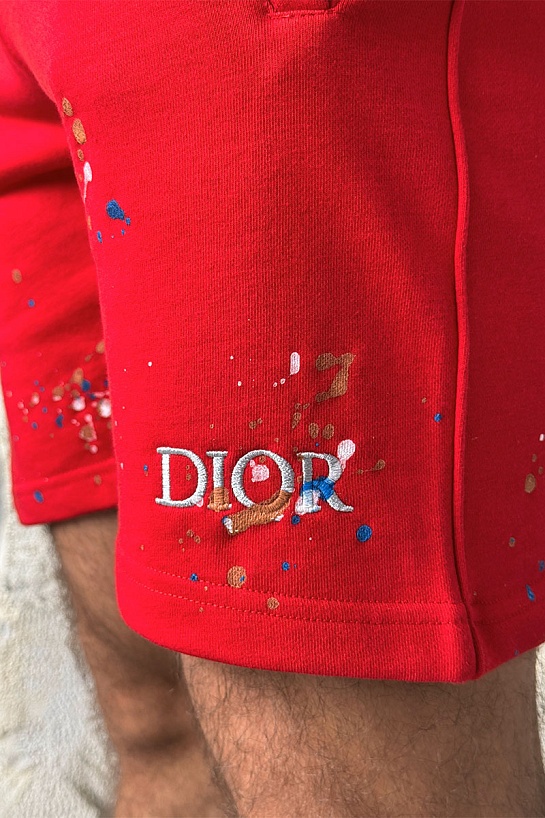 Красные шорты Dior Paint Splatter