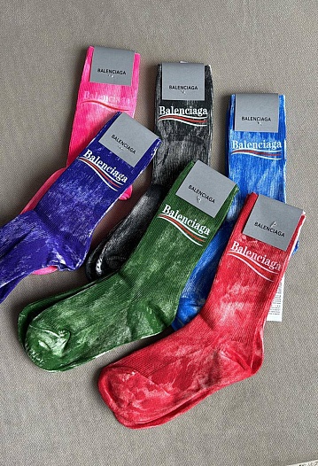 Женские носки Balenciaga розового цвета   