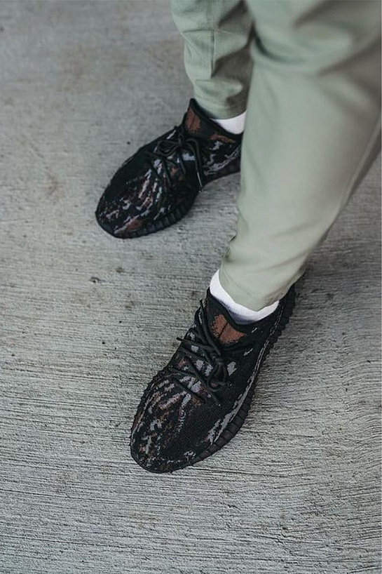 Кроссовки Adidas Yeezy Boost 350 V2 "MX Rock" Premium