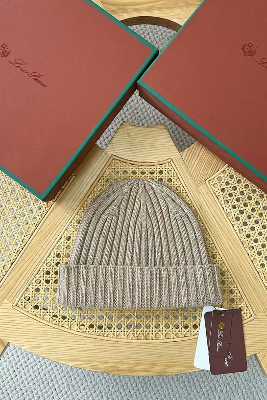 Кашемировая шапка Loro Piana Premium - Light Beige