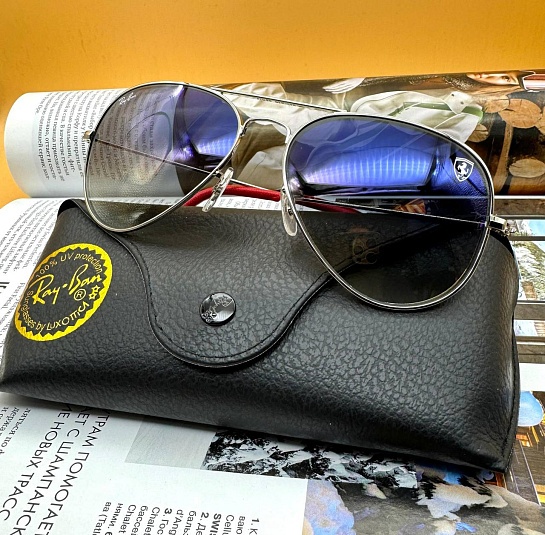 Солнцезащитные очки Ray-Ban Aviator Large Metal