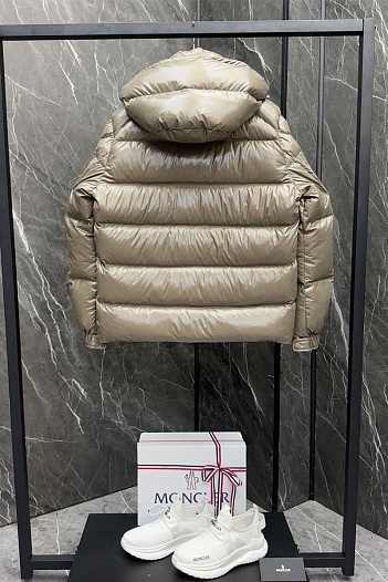 Мужской пуховик Moncler Maya 70 - Beige   