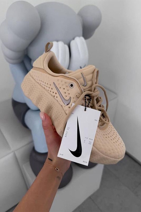 Кроссовки Nike Mind 002 