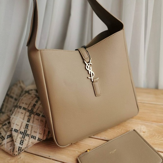 Женская сумка Yves Saint Laurent Le 5 a 7 Supple 28x24 см - Beige   