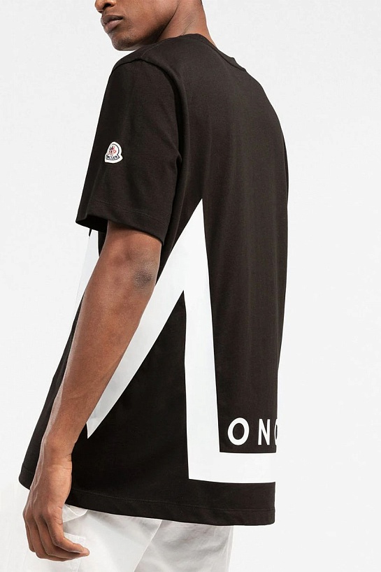 Футболка чёрного цвета Moncler M' Motif