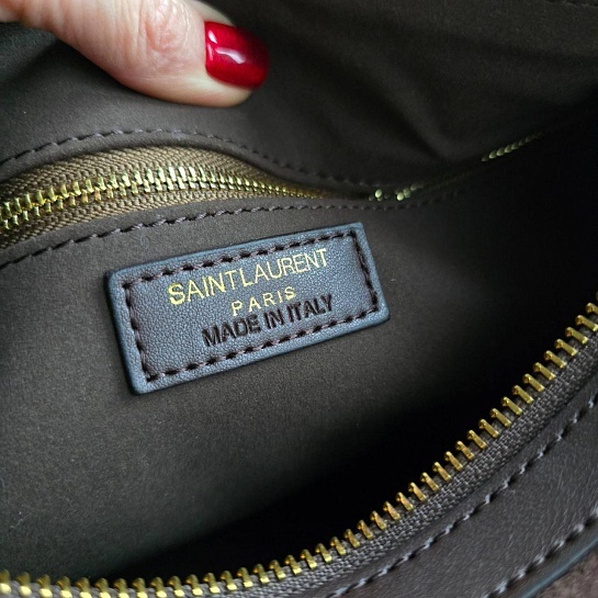 Замшевая сумка Yves Saint Laurent 29x18 см