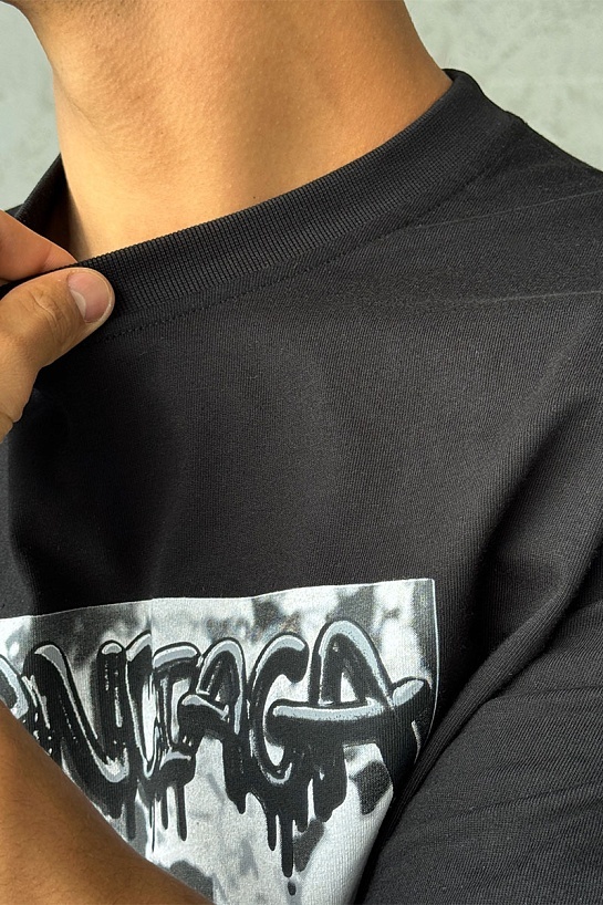 Чёрная оверсайз футболка Balenciaga