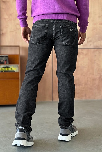 Мужские чёрные джинсы Emporio Armani regular fit   