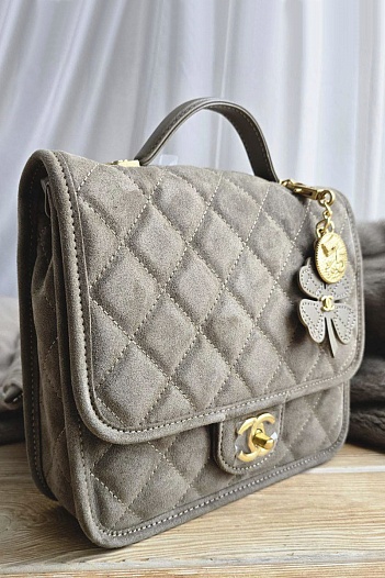 Замшевая сумка Chanel 21x19 см - Beige   