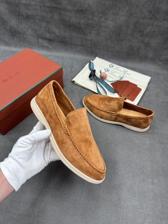 Мужские замшевые лоферы Loro Piana