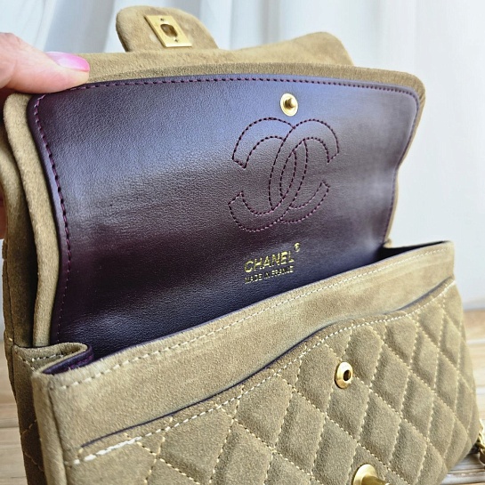 Замшевая сумка Chanel Classic Double Flap 25x14 см