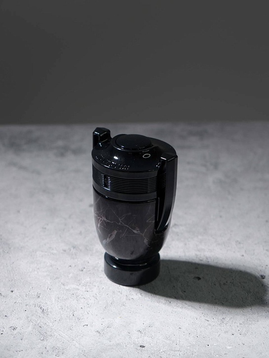 Парфюмерная вода Paco Rabanne Invictus Onyx Collector Edition (100 мл)