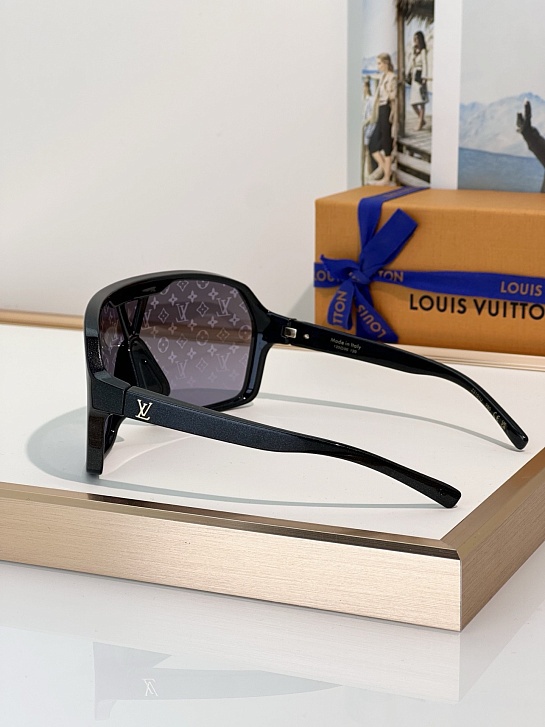 Солнцезащитные очки Louis Vuitton Ski Tramontane Mask 