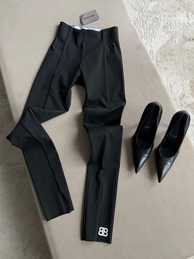 Чёрные женские леггинсы Balenciaga   