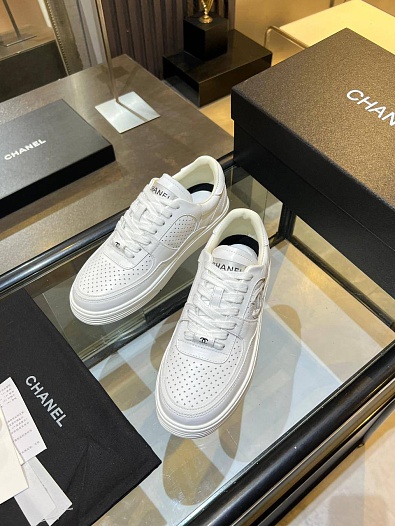 Женские кожаные кроссовки Chanel Premium - White