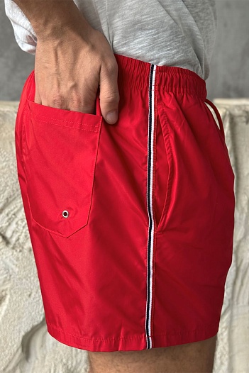 Мужские красные шорты Moncler logo-patch   