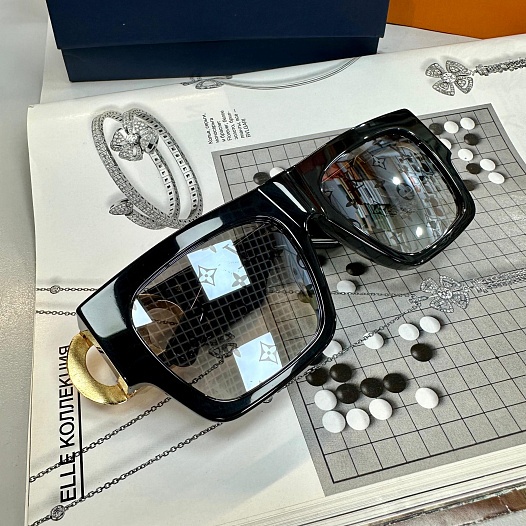 Солнцезащитные очки Louis Vuitton Link Square   