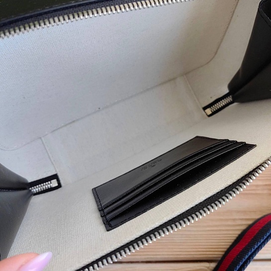 Мужская сумка Gucci на плечо с узором GG Supreme 22x14 см