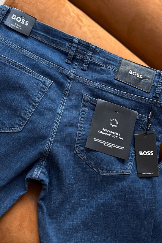 Мужские джинсы синего цвета Hugo Boss regular fit