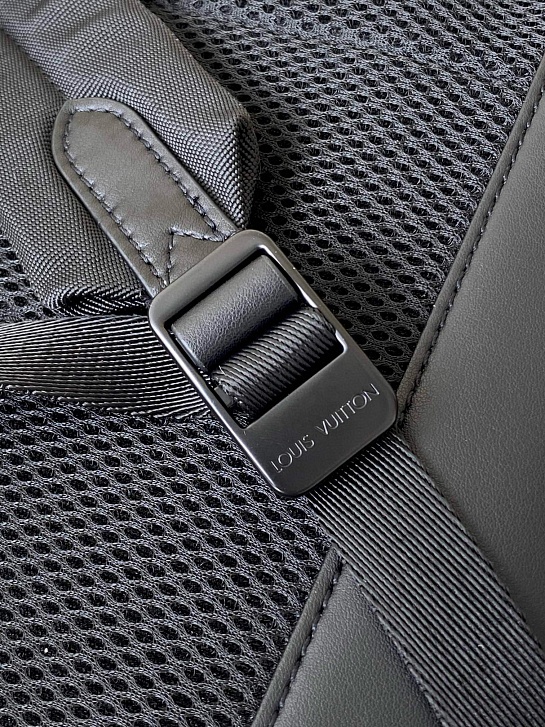 Кожаный рюкзак Louis Vuitton Racer Shadow Premium 33x41x18 см