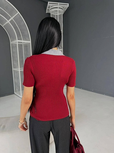 Женское поло MIU MIU красного цвета   