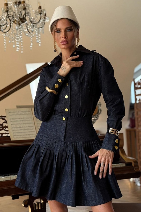Женский костюм Schiaparelli серого цвета