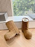 Женские ботинки  Balenciaga Premium Alaska Fur Low Boot  - Brown