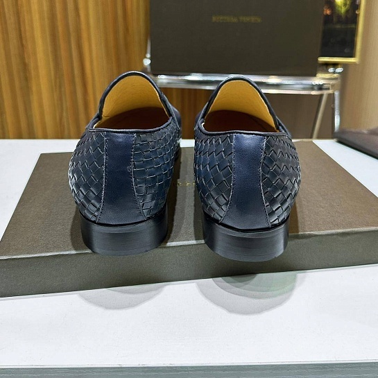 Мужские кожаные лоферы Bottega Veneta Intrecciato - Navy