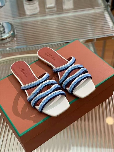 Женские кожаные шлёпанцы Loro Piana   