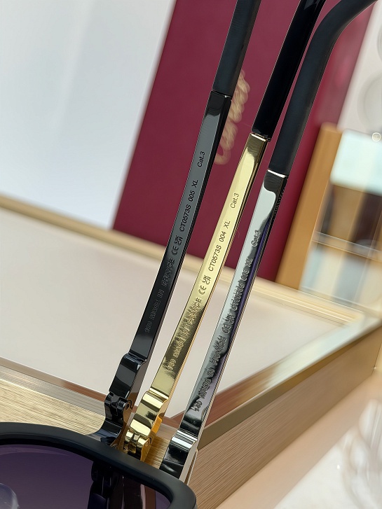 Солнцезащитные очки Cartier Santos 