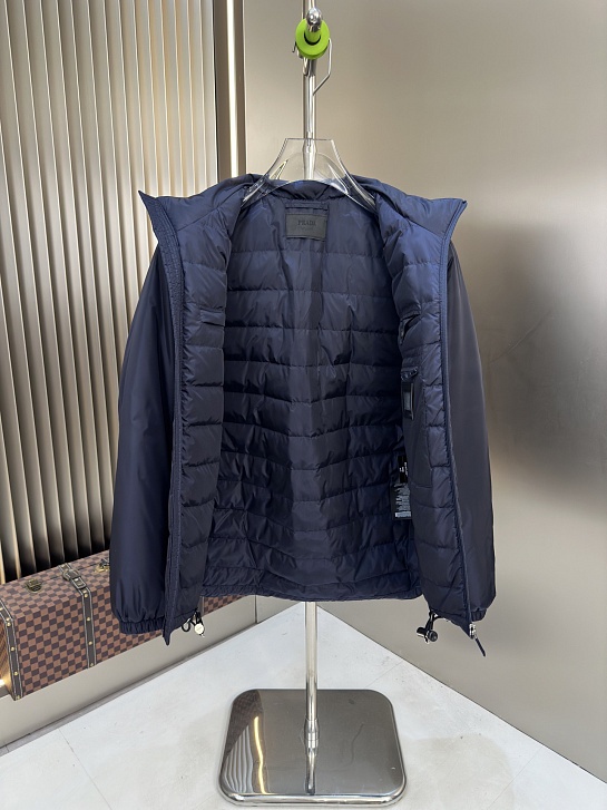 Мужской пуховик Prada logo-plaque - Navy