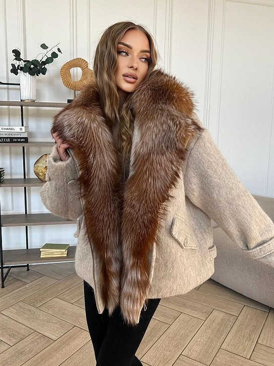 Женский пуховик с натуральным мехом Max Mara Premium