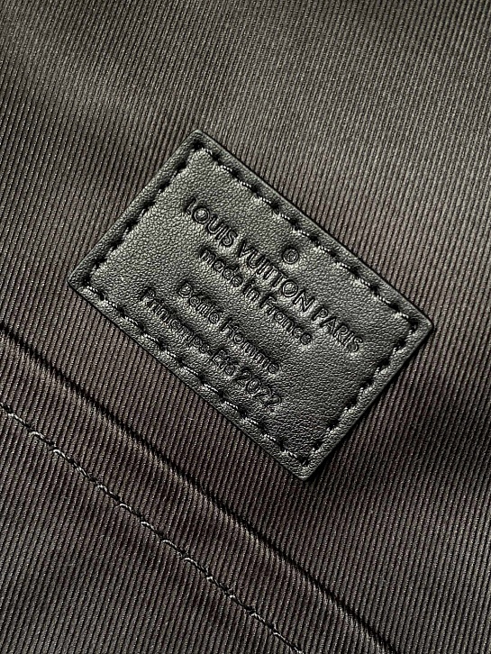 Кожаный рюкзак Louis Vuitton Racer Shadow Premium 33x41x18 см