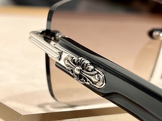 Солнцезащитные очки Chrome Hearts Deep   