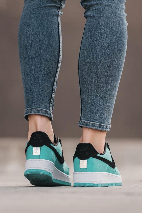 Кроссовки Nike Air Force 1 Low x Tiffany & Co